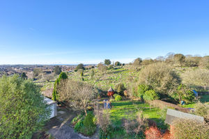 Photo 27- click for photo gallery